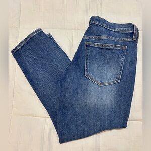 GAP Women's Classic Blue Cropped Jeans